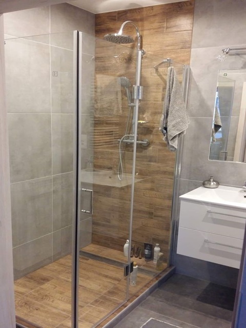 épített zuhanyzó előnyös oldalai