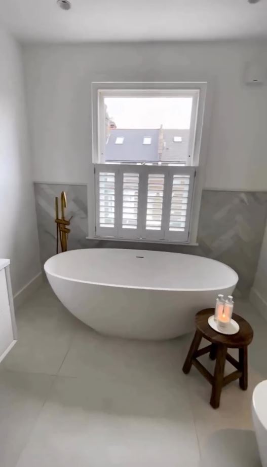 Rend a fürdőszobában