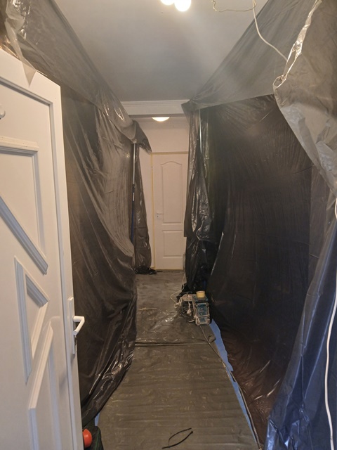 nejlon takarás felújítás közben